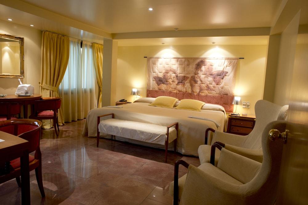 A Casa Canut Hotel Gastronomic Les Escaldes Exterior foto A room at the hotel