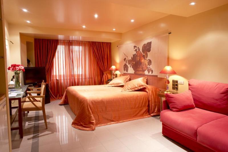 A Casa Canut Hotel Gastronomic Les Escaldes Exterior foto A bedroom